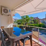 Calis'da Denize Sifir Oezel Plajli Lueks Apartment *