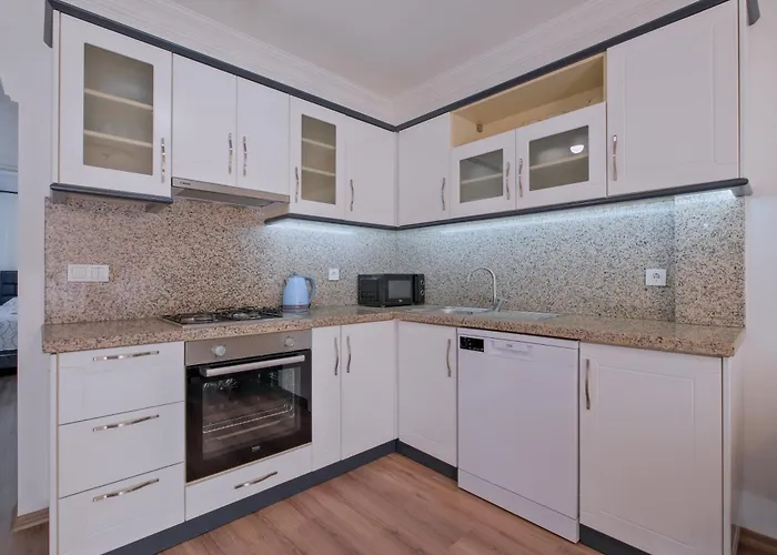 çalış'da Denize Sıfır özel Plajlı Lüks Daire