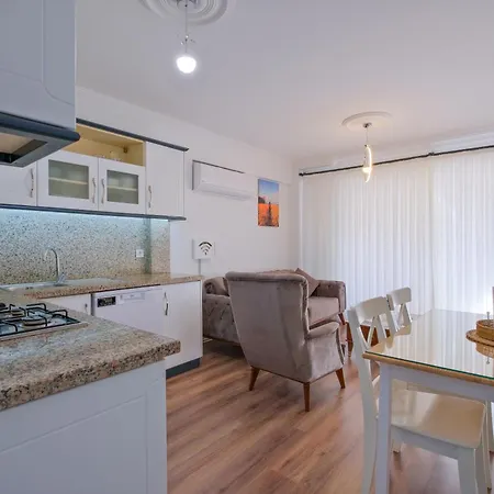 Apartamento Fethiye Çalış'da Denize Sıfır Özel Plajlı Lüks Daire *