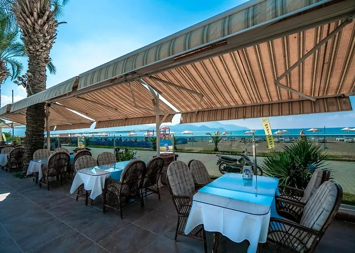 çalış'da Denize Sıfır özel Plajlı Lüks