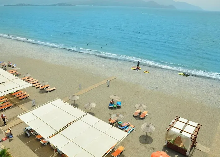 아파트 Calis'da Denize Sifir Oezel Plajli Lueks *